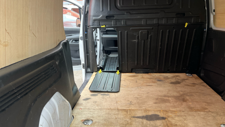 Citroen Berlingo Xl Diesel 1.5 BlueHDi 950Kg Enterprise Ed 100ps 6 Speed S/S